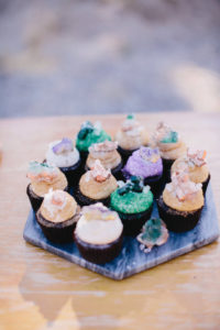 Geode Cupcakes by Paper Heart Patisserie | www.paperheartpatisserie.com